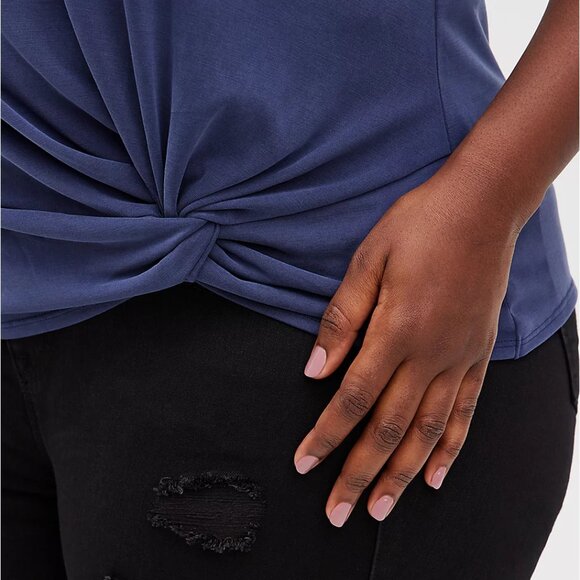 Torrid Size 4X 26 Knot Tank - Cupro Navy - Picture 3 of 5